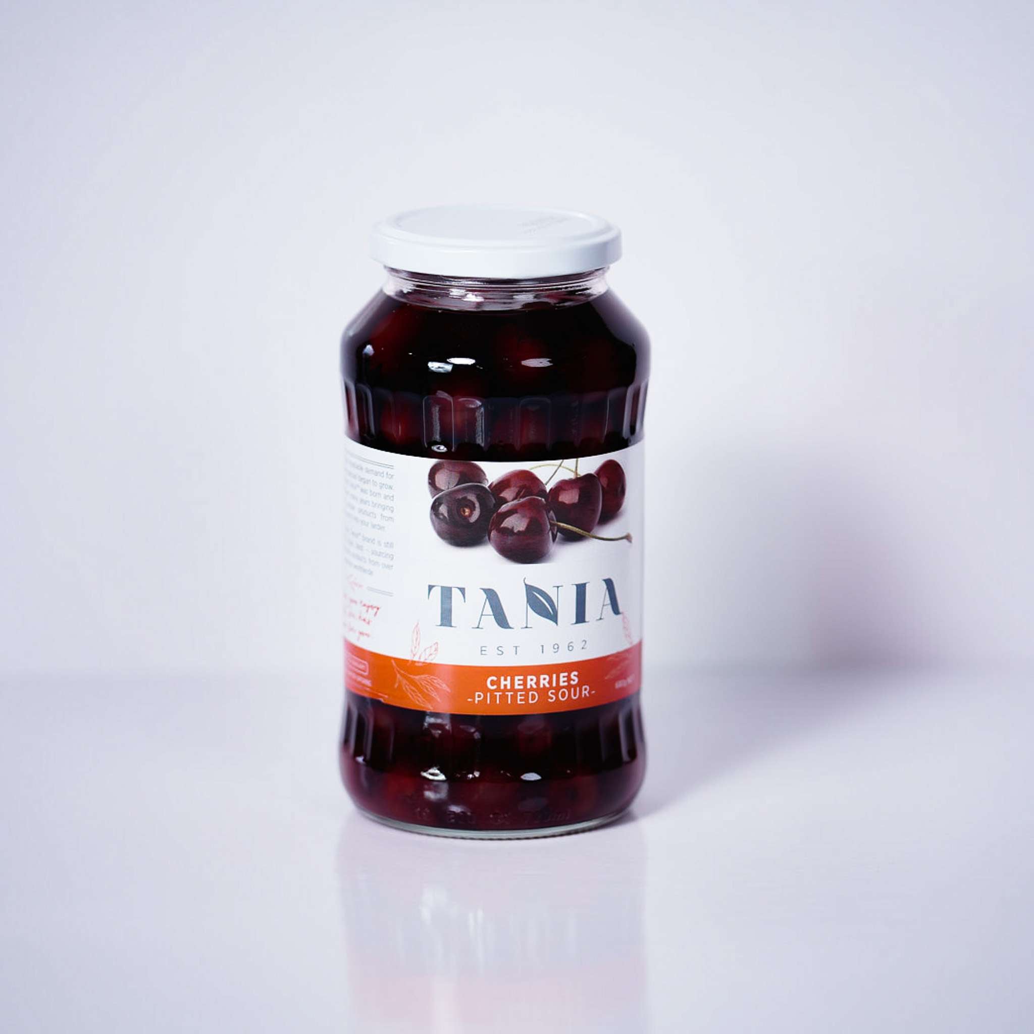 Cherries – Sour Cherries Pitted By Tania 680g Jar