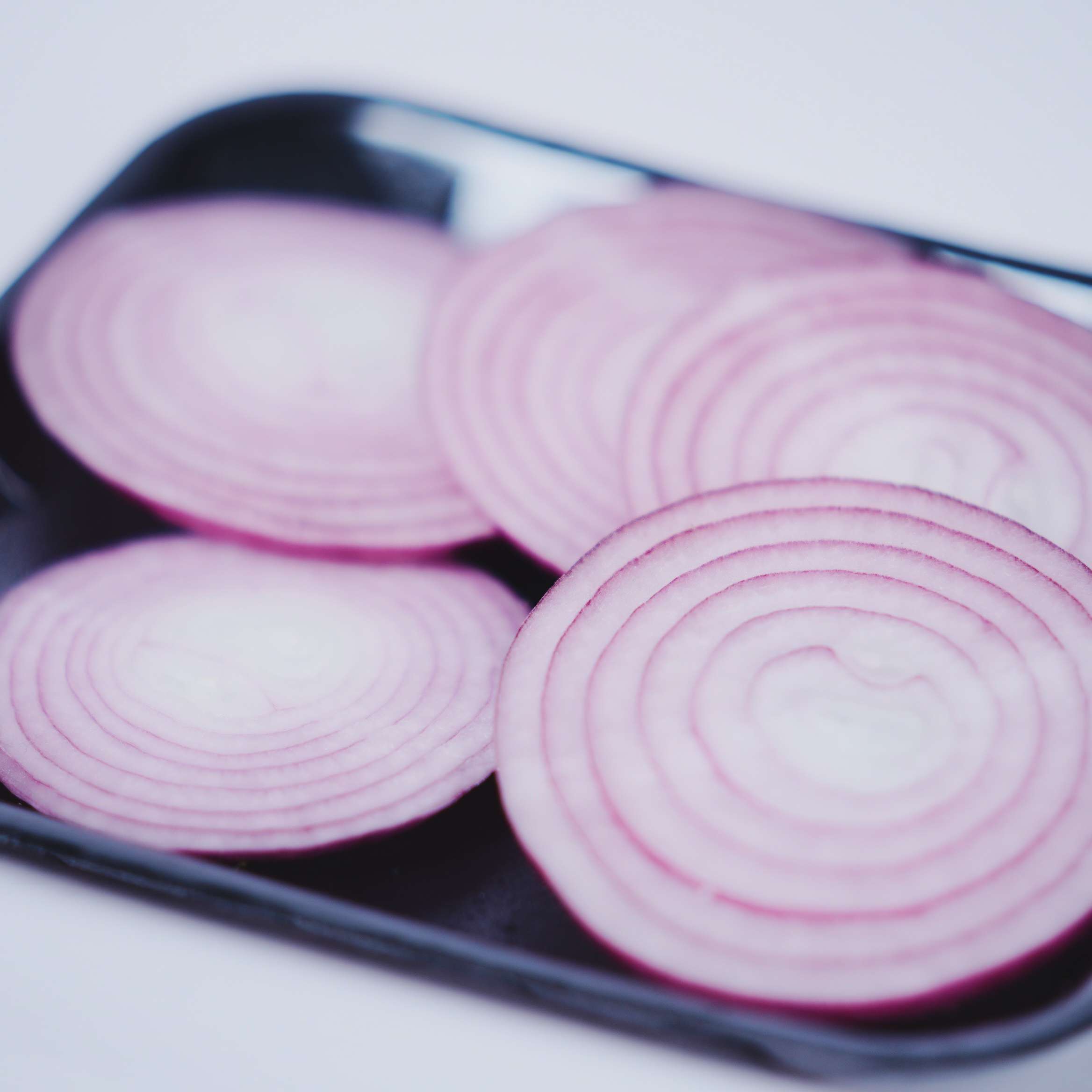 Onion Rings Red – 5mm (Thin) *HAND SLICED FRESH*